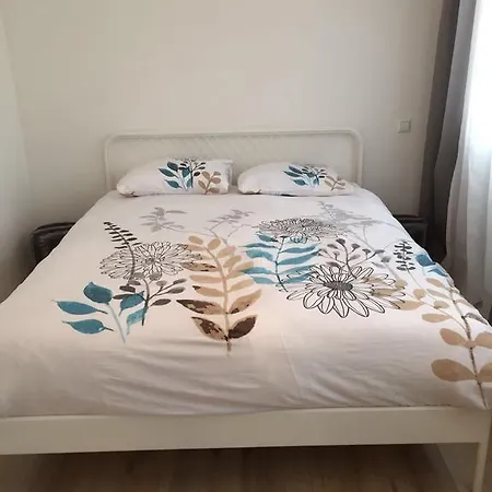 Hotel-pension Jade מלון *